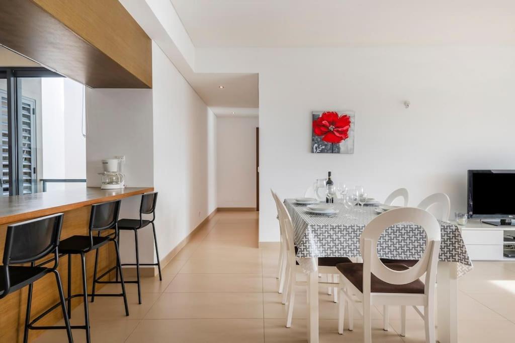 Cavalo Preto Premium Stays Quarteira Exterior photo